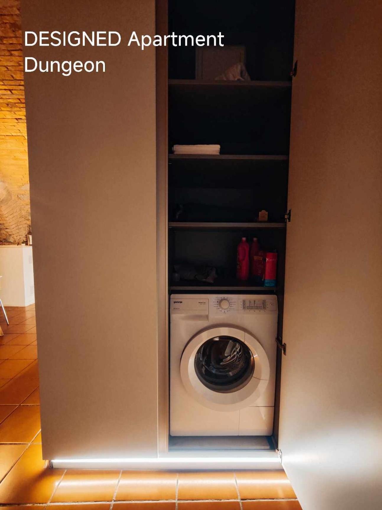 Dungeon Apartment リュブリャナ エクステリア 写真