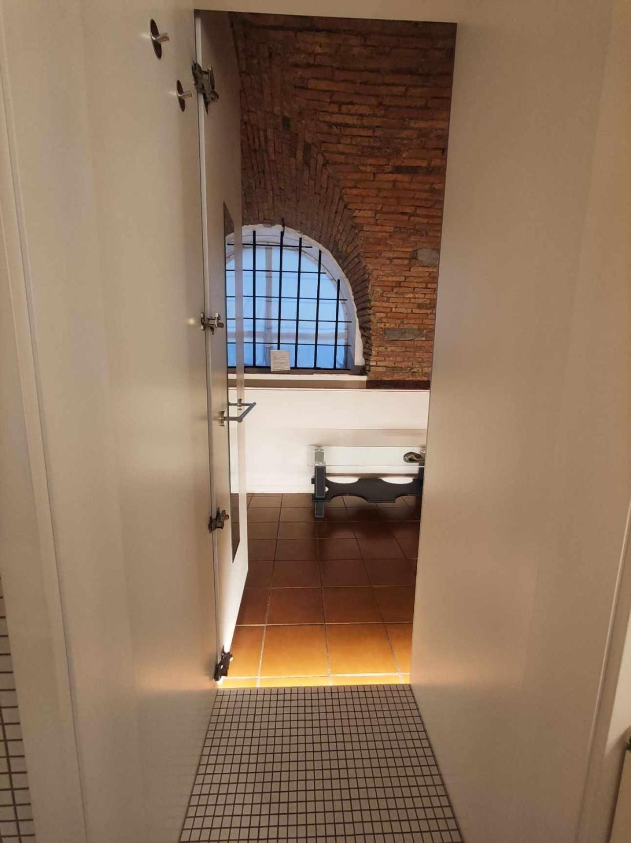 Dungeon Apartment リュブリャナ エクステリア 写真